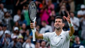 Novak Djokovic frenó el impulso del sorprendente Tim Van Rijthoven y pasó a cuartos de Wimbledon