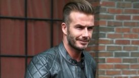 Dieron a conocer intimidantes cartas de la acosadora de David Beckham: "Conseguí tu dirección"