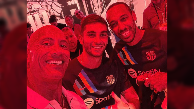 "La Roca" apareció durante amistoso de FC Barcelona en Estados Unidos