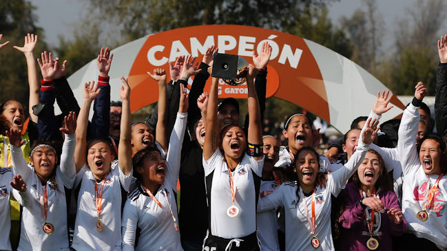 Colo Colo aplastó a Universidad de Chile y se coronó campeón del fútbol formativo femenino