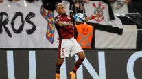 Flamengo de Arturo Vidal choca con Corinthians por el paso a semifinales en la Libertadores