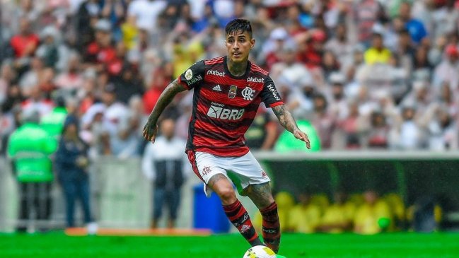 Flamengo informó que Erick Pulgar volvió lesionado tras la fecha FIFA con La Roja