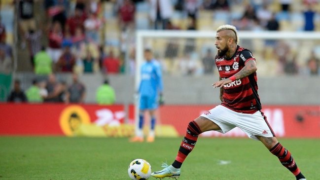 Flamengo de Arturo Vidal empató con Inter de Porto Alegre y sigue lejos del líder Palmeiras