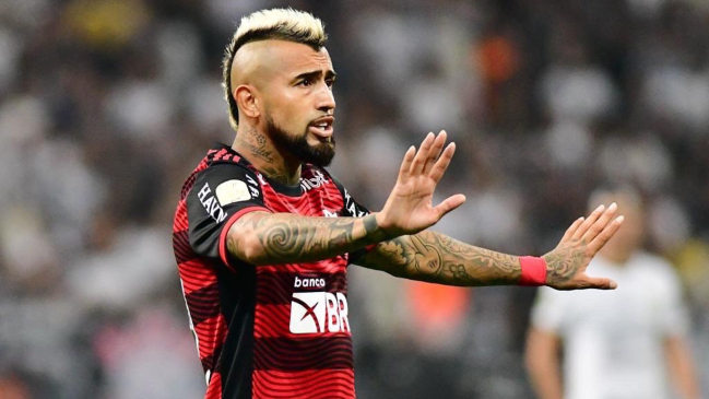 Arturo Vidal y Erick Pulgar no fueron citados en Flamengo para el duelo ante Atlético Mineiro