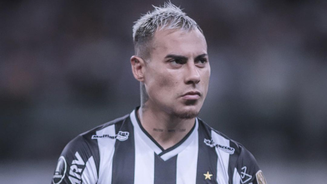 Eduardo Vargas ingresó en caída de Atlético Mineiro contra Flamengo