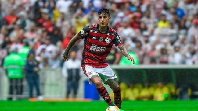 Erick Pulgar se perfila como titular en Flamengo para recibir a Santos en el Maracaná