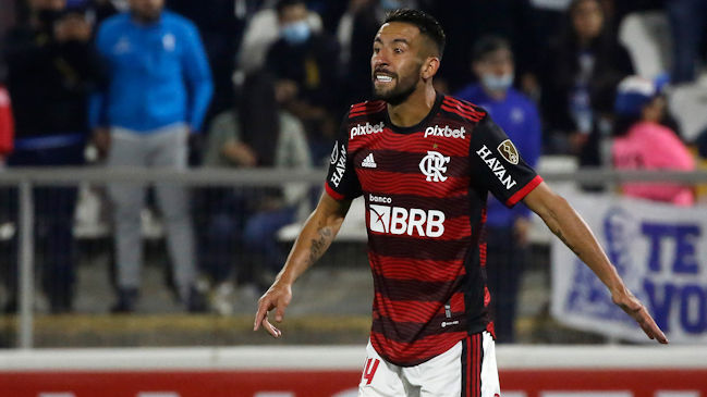 Huaso titular!🤪⚫🔴🔥 Mauricio Isla sigue su travesía en tierras brasileñas  y hoy nuevamente irá desde el inicio. El Flamengo recibe a…