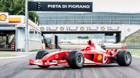 Ferrari que Schumacher usó en el 2003 fue subastado por precio récord