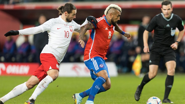 La Roja perdió ante Polonia y sigue sin conocer la victoria de la mano de Berizzo