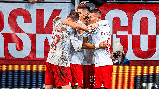 El gol de Piatek para la victoria de Polonia sobre Chile