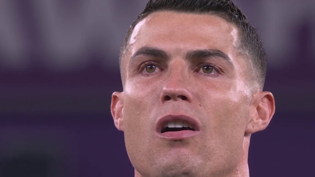 Cristiano Ronaldo se emocionó al borde de las lágrimas al cantar himno de Portugal