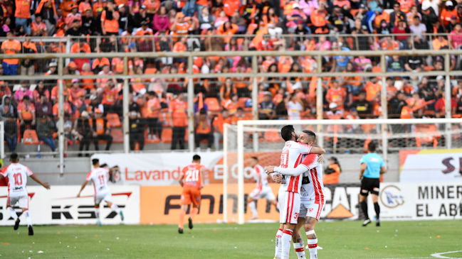 Deportes Copiapó arrasó con Cobreloa y logró un histórico ascenso a Primera División