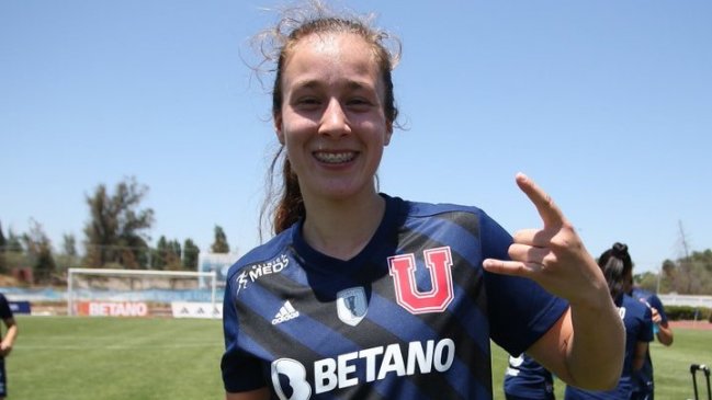 Universidad de Chile aplastó a U. de Concepción y aseguró el liderato en el Campeonato Femenino