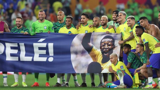 Conmebol propuso a Brasil cambiar tres estrellas de la camiseta por corazones en homenaje a Pelé