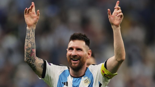 [ANALISIS] Messi continúa su "maradonización" y la gloria en Qatar 2022 quedó a un paso