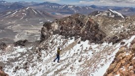 Chilenos lograron récord mundial de Highline en "Ojos del Salado", el volcán más alto de la Tierra