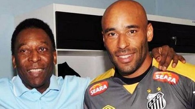 Hijo de Pelé fue notificado de la muerte de su padre mientras entrenaba a Londrina