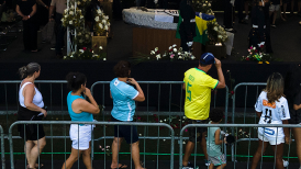Más de 230.000 personas visitaron el féretro de Pelé en su último adiós