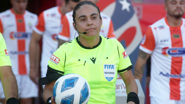 Terna chilena fue elegida para arbitrar en el Mundial Femenino 2023