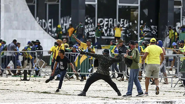 Confederación Brasileña rechazó que camiseta de la selección se use en actos antidemocráticos