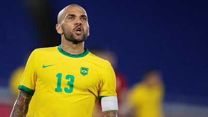 Prensa española aseguró que Dani Alves jugó su primer partido en prisión