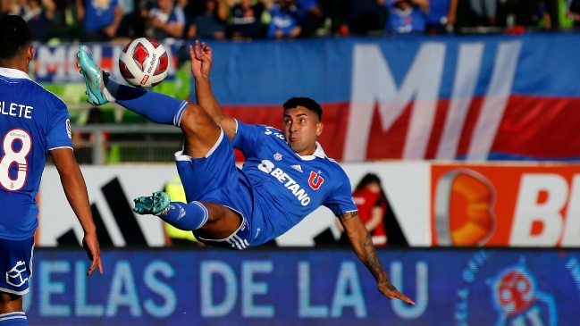 Jeisson Vargas deja Universidad de Chile para partir al fútbol de Qatar