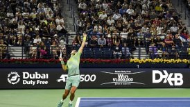 Djokovic se estrenó con victoria en Dubai