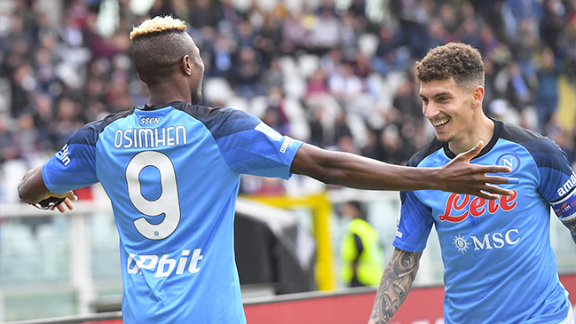 Napoli se encaminó hacía título en la Serie A con goleada sobre Torino