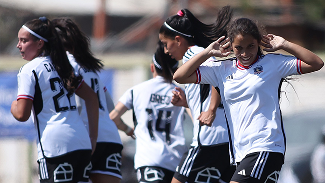Colo Colo debutó en el Campeonato Femenino de forma aplastante ante Cobresal