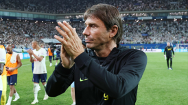 Tottenham comunicó la salida de Antonio Conte de su puesto como entrenador