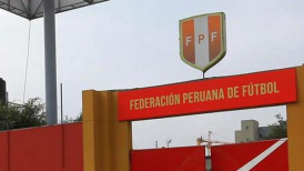 FIFA suspendió de por vida a expresidente de la Federación Peruana que aceptó sobornos