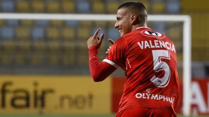 Esteban Valencia: A los equipos les incomoda la cancha sintética y tenemos que aprovecharlo