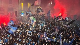 Las celebraciones de los hinchas de Napoli terminaron con un muerto y 200 heridos