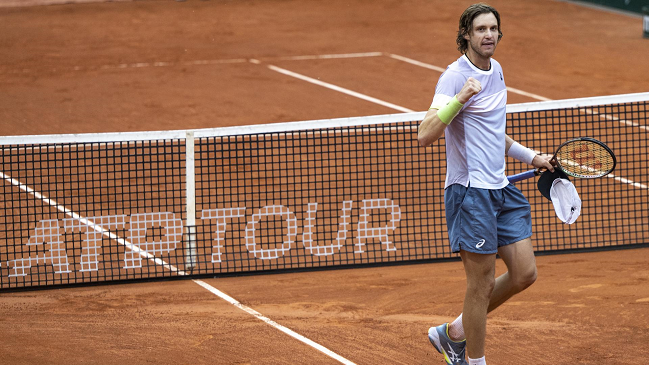 Nicolás Jarry abrirá la jornada de martes en Roland Garros con duelo ante Hugo Dellien