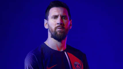 París Saint-Germain dio a conocer su nueva camiseta con Messi a la cabeza