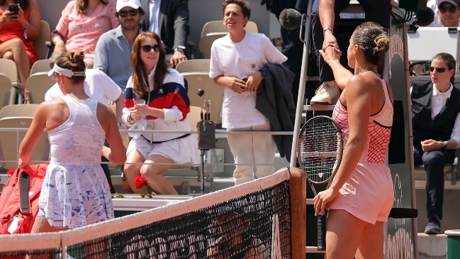 [Video] Nueva polémica en Roland Garros: Svitolina le negó el saludo a Sabalenka