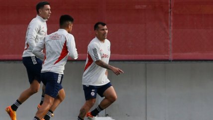 Gary Medel se unió a las prácticas de la selección chilena con miras a los amistosos