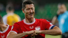 [VIDEO] Lewandowski anotó el gol número 1.500 en la historia de la selección polaca