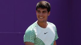 Carlos Alcaraz conquistó el ATP de Queen's y volvió a quitarle el número uno a Djokovic