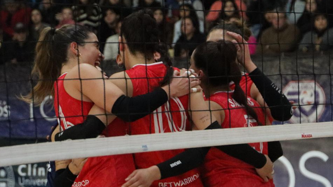 El Team Chile de vóleibol femenino mantuvo el invicto en su gira contra Nueva Zelanda