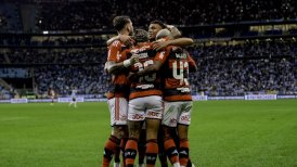 Flamengo de Erick Pulgar se acercó a la final de la Copa de Brasil tras ganar la ida ante Gremio