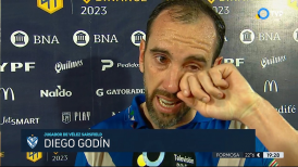 Diego Godín se retiró entre lágrimas del fútbol profesional