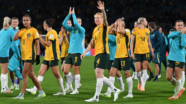 Australia superó a Dinamarca y entró cuartos de final del Mundial femenino