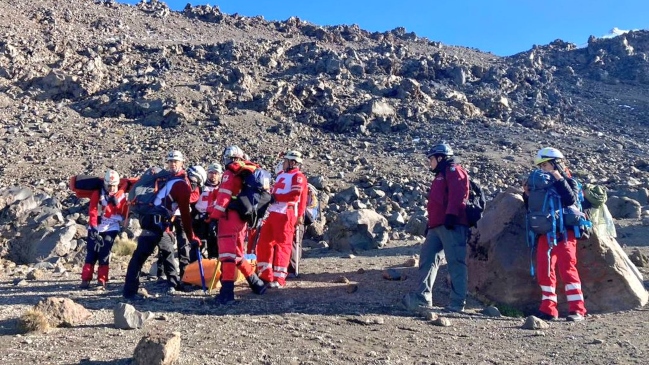 Cuatro alpinistas fallecieron al escalar volcán en México
