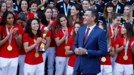 Presidente español pidió a Rubiales más pasos tras "insuficientes disculpas"