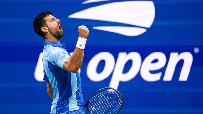 Novak Djokovic sobrevivió a una dura batalla para avanzar en el US Open