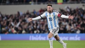 ¡Dejó parado a Galíndez! Messi anotó golazo de tiro libre ante Ecuador