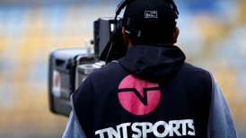 Camarógrafo de TNT Sports sufrió quemaduras por un proyectil antes del duelo de Curicó y Ñublense