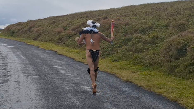 Rapa Nui dio inicio al recorrido "Mar y litoral" de la antorcha panamericana en Chile