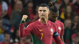 Cristiano llegó a su 124° gol con Portugal al marcar de penal ante Eslovaquia